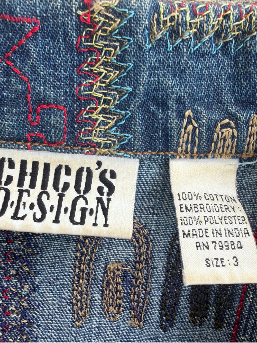 Chico's Multicolor Embroidered Tribal Blue Denim Jacket Size 3/ XL? - Picture 4 of 16